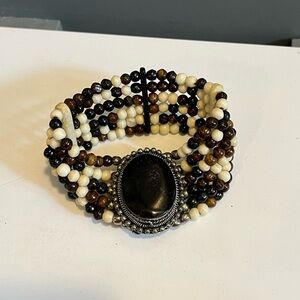 Beaded bangle bracelet